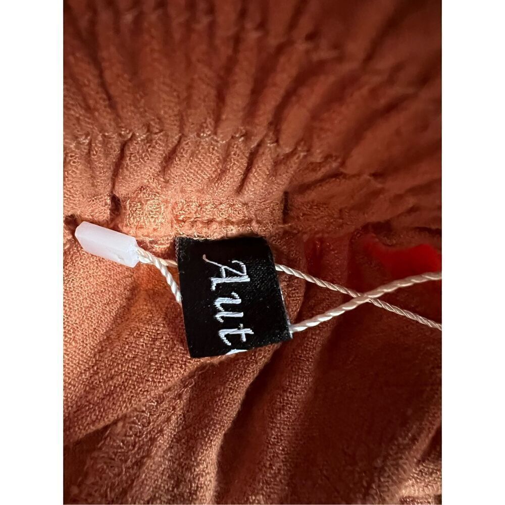 Automet Shorts  - Picture 3 of 6